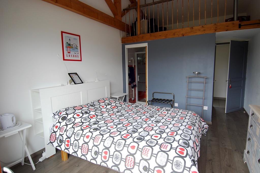 Maison D'Hotes Des 2 Chenes Bessenay 外观 照片