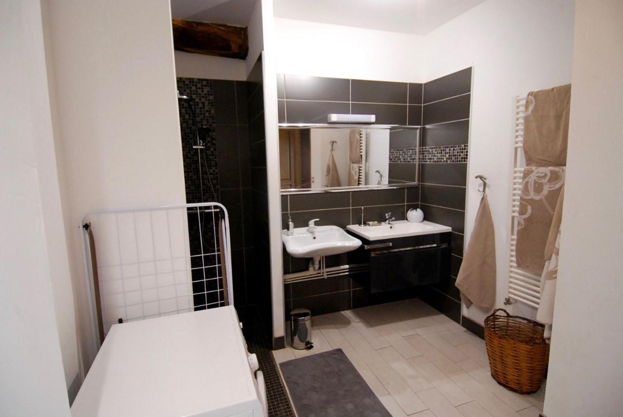 Maison D'Hotes Des 2 Chenes Bessenay 外观 照片